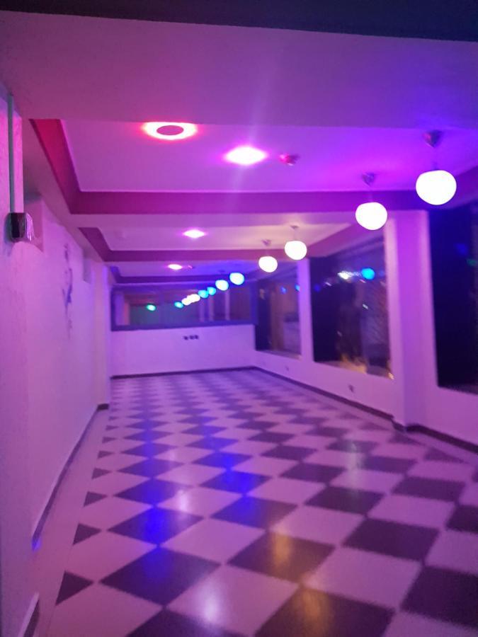 Zellaka Hotel & Cafe خريبڭة المظهر الخارجي الصورة